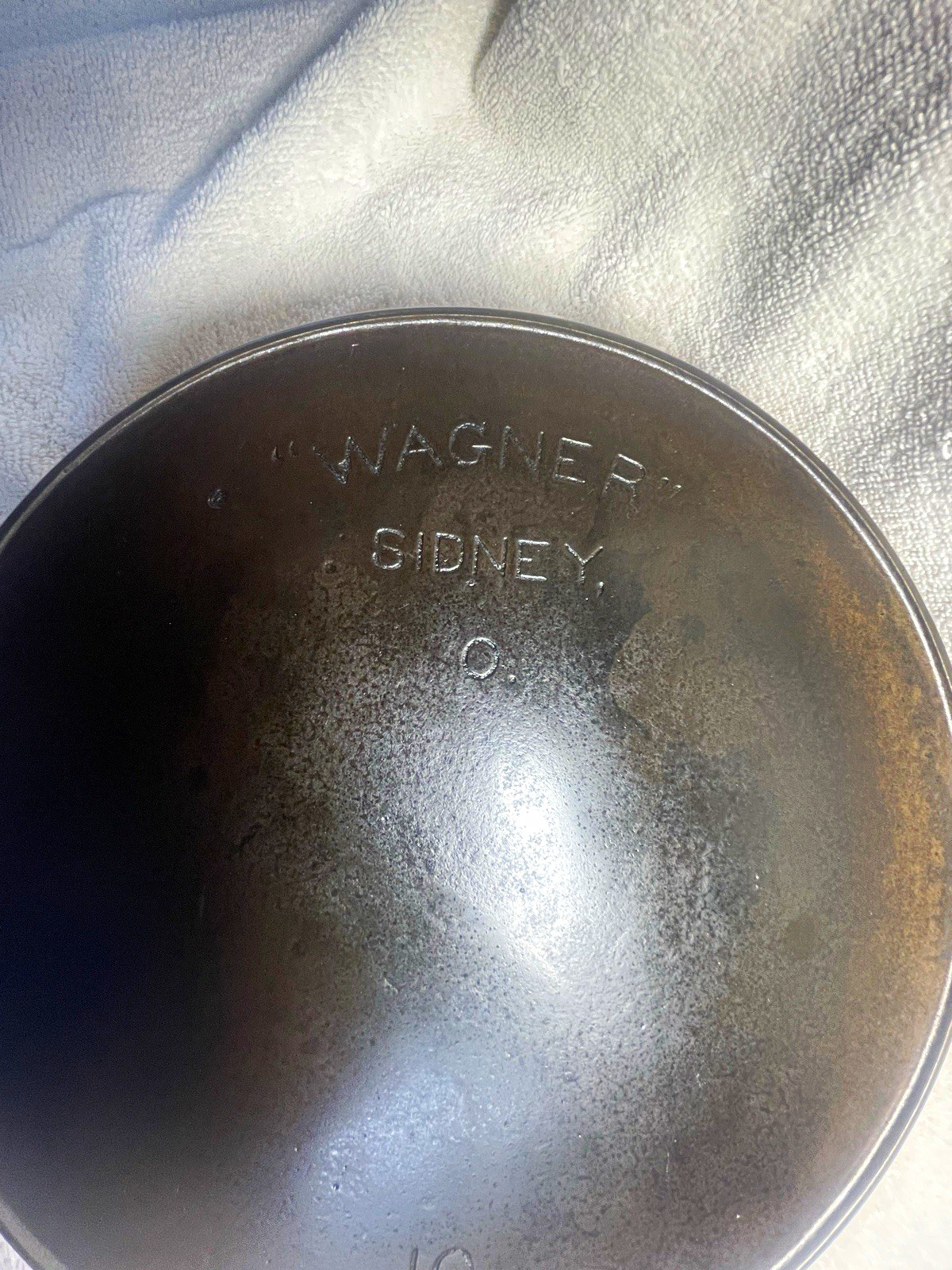 “WAGNER” SIDNEY O #10, 12 in Skillet, with Heat Ring “WAGNER” SIDNEY O #10, 12 in Skillet, with Heat Ring