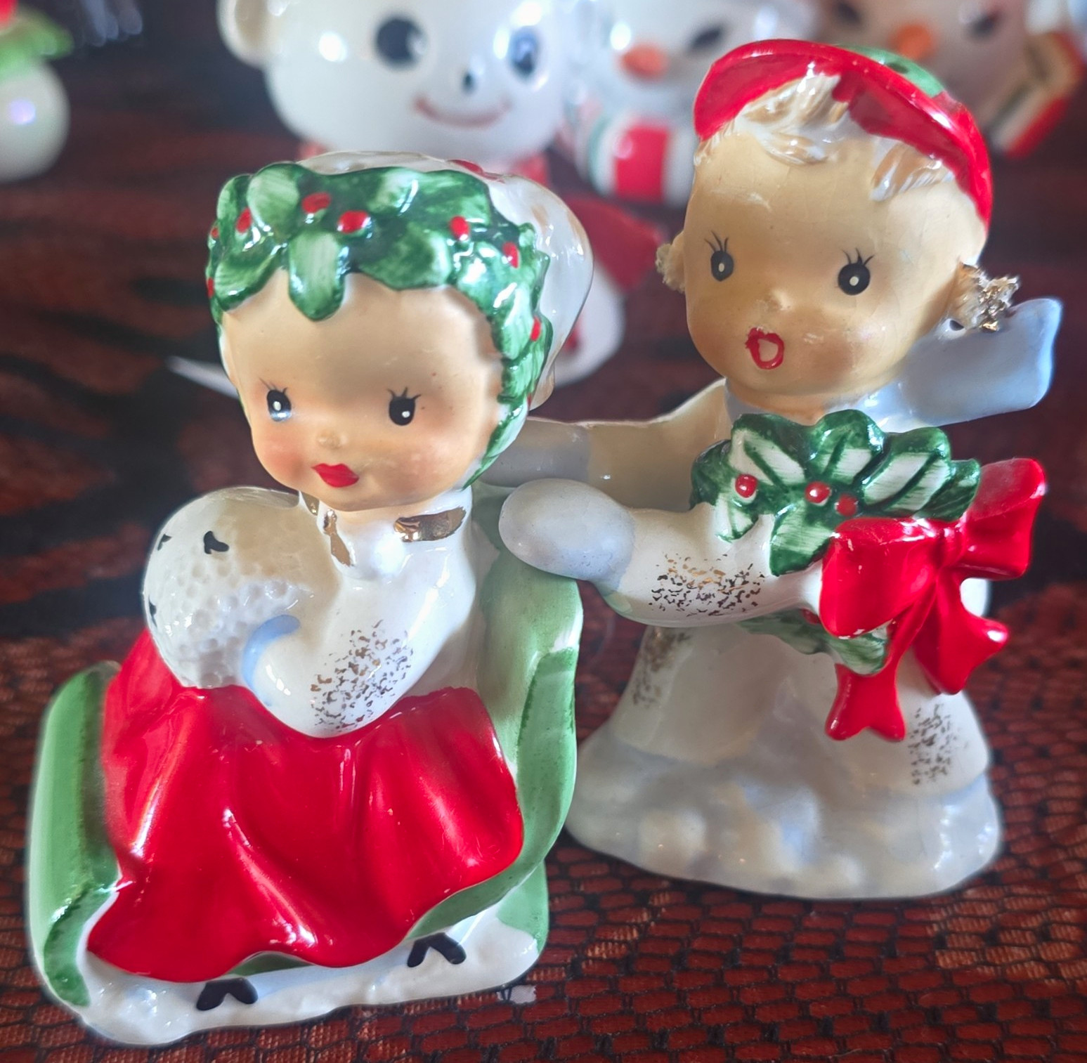 Lefton 1555 Vintage Hand Painted Ceramic Christmas Boy Girl Salt Pepper Japan Lefton 1555 Vintage Hand Painted Ceramic Christmas Boy Girl Salt Pepper Japan
