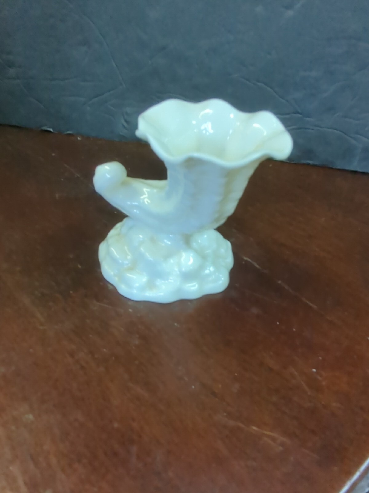 antique vintage royal Worcester porcelain Cornucopia Spill Bud Base antique vintage royal Worcester porcelain Cornucopia Spill Bud Base