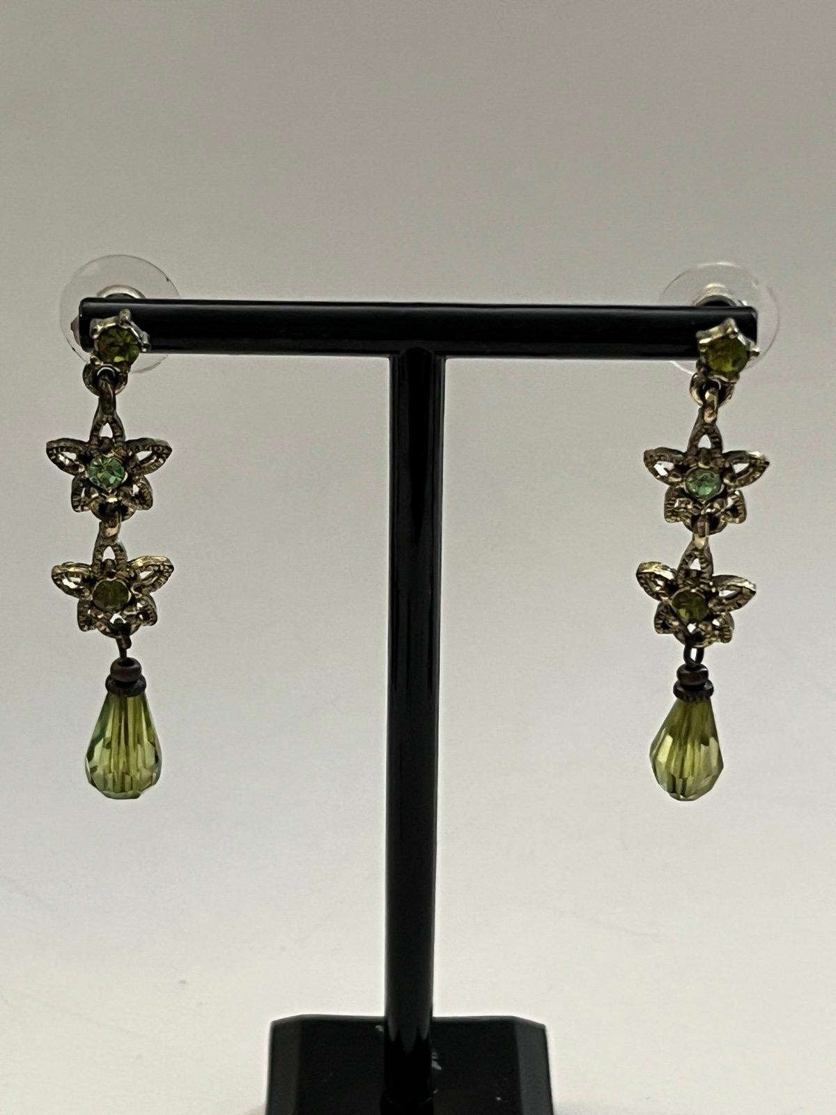 vintage dangle drop earrings with green faceted rhinestones and a teardrop bead