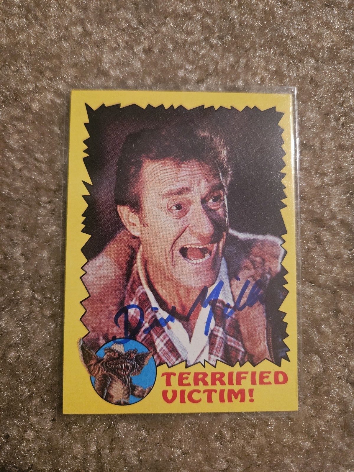 Terrified Victim - 1984 Topps Gremlins #48
