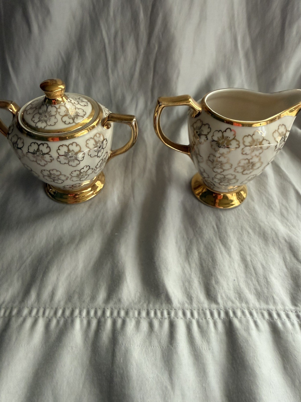 Vintage Kingwood China Sugar Bowl With Creamer White With Gold Floral Pattern