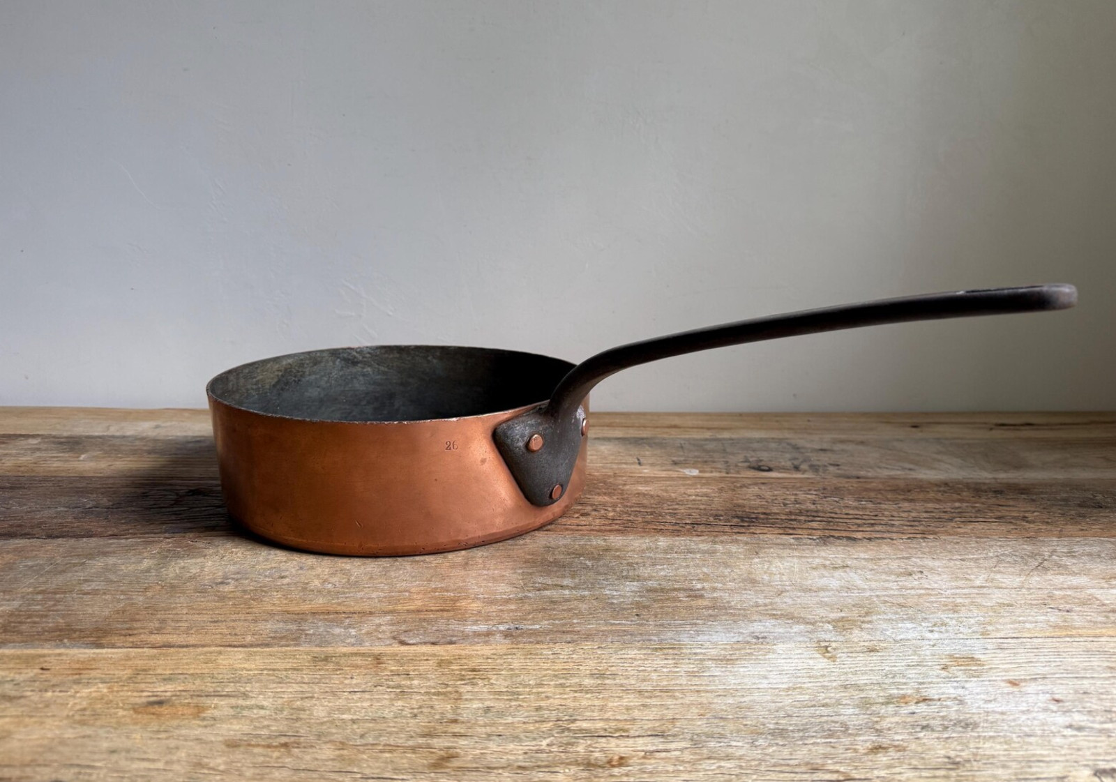 Heavy Antique Copper Saute Pan with Beveled Edges - 26cm