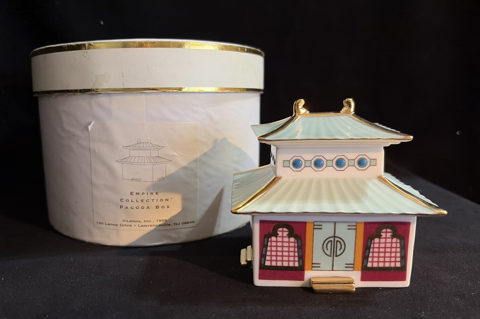 Lenox Porcelain China Treasures Asian Empire Collection Pagoda Trinket Box Lenox Porcelain China Treasures Asian Empire Collection Pagoda Trinket Box