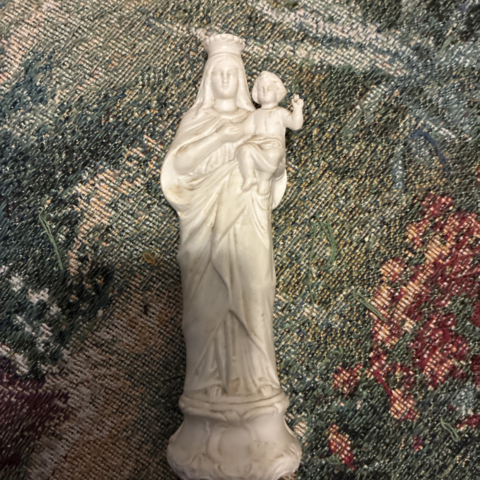 Small Vintage Virgin Mary Madonna Infant Child Plaster Tenderness Statue Small Vintage Virgin Mary Madonna Infant Child Plaster Tenderness Statue