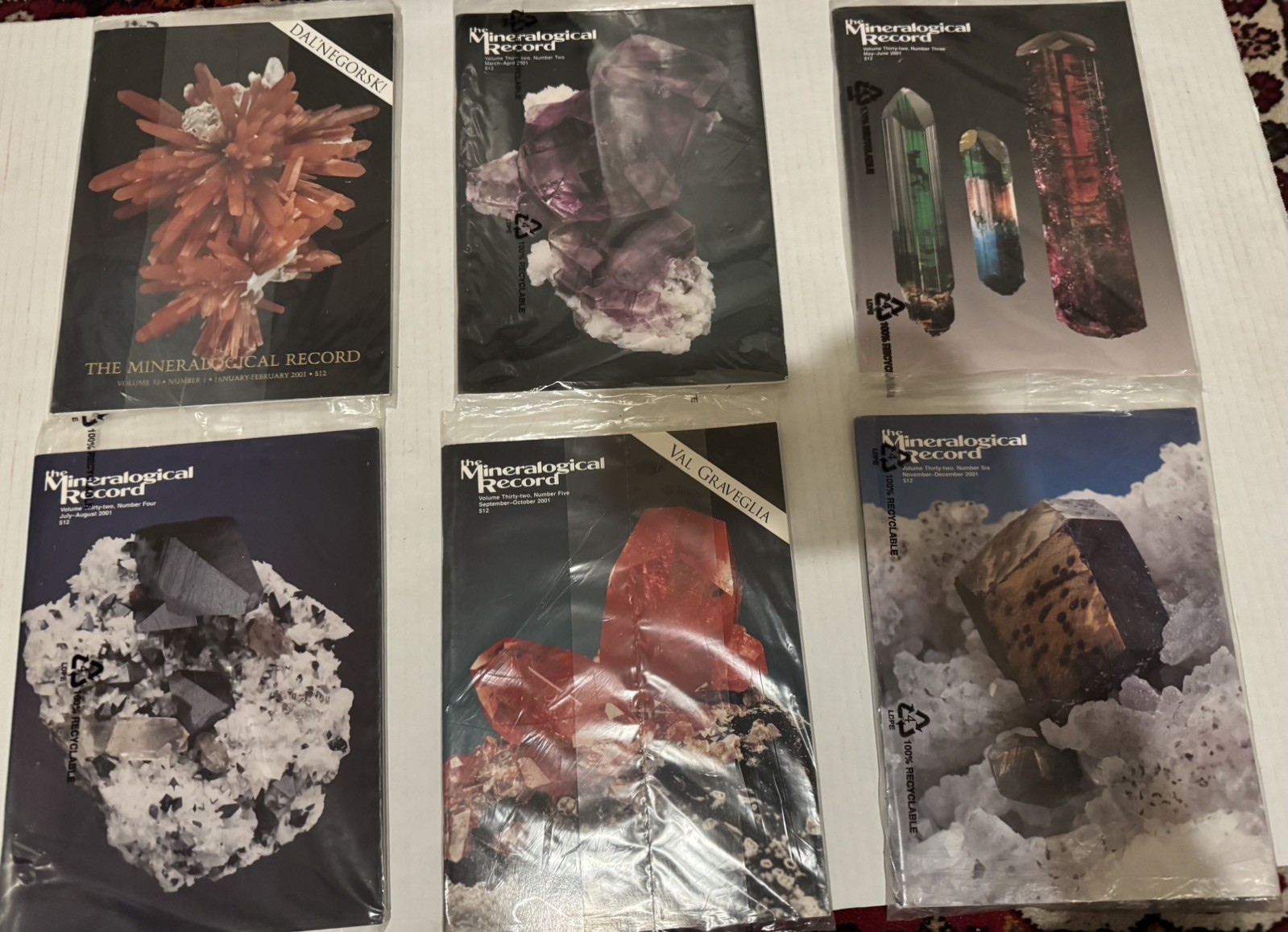 LARGE LOT of 43 Issues of the Mineralogical Record Magazine - Great Shape LARGE LOT of 43 Issues of the Mineralogical Record Magazine - Great Shape
