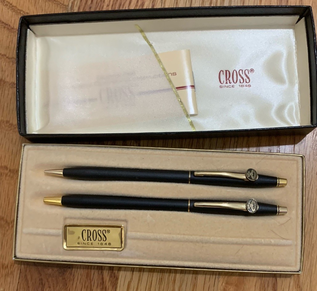 Cross Harley Davidson Matte Black & 23K Gold Plated Trim Ballpoint Pen Pencil Cross Harley Davidson Matte Black & 23K Gold Plated Trim Ballpoint Pen Pencil