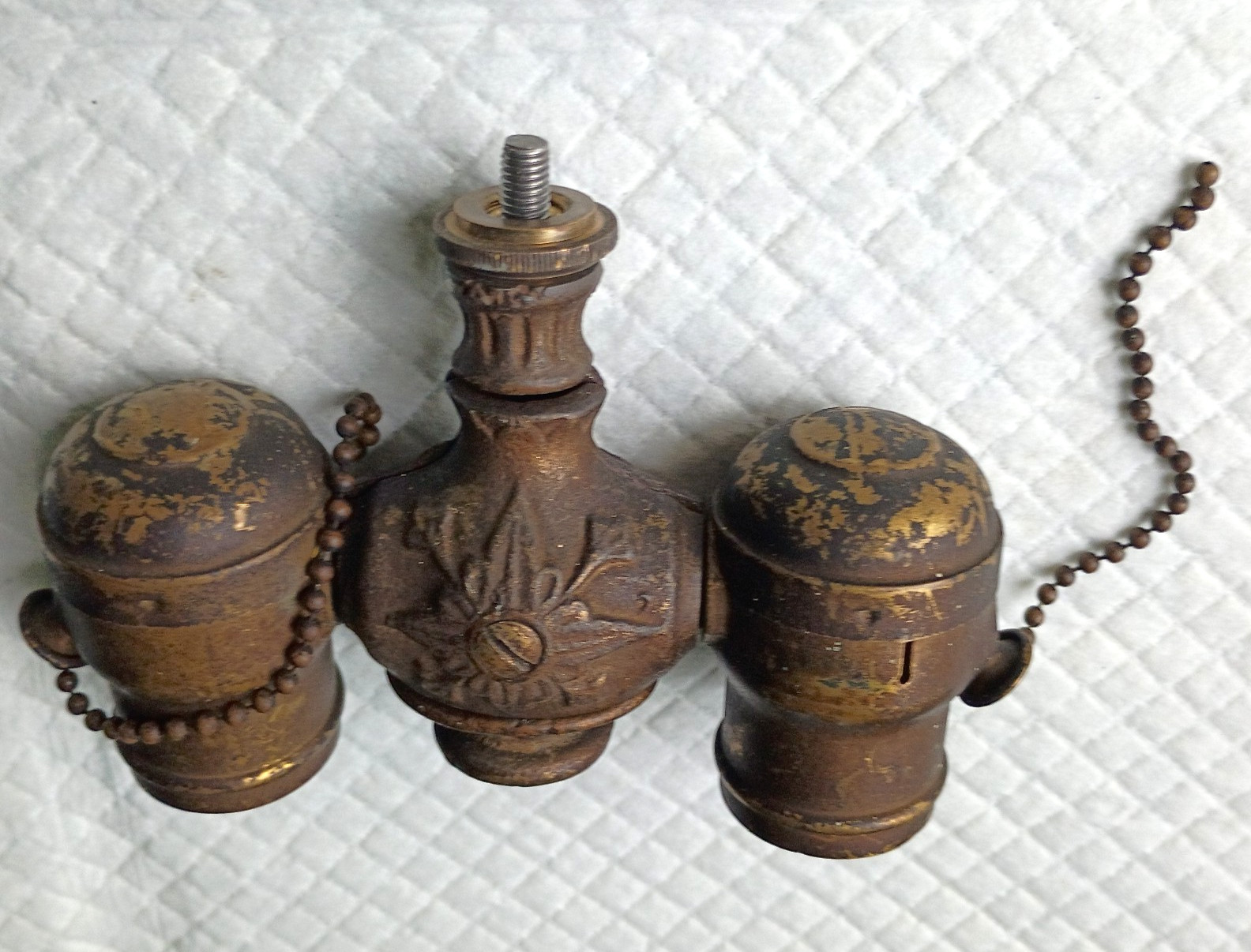 Antique Case Iron Benjamin Lamp Brass Socket Cluster Pull Chains working order