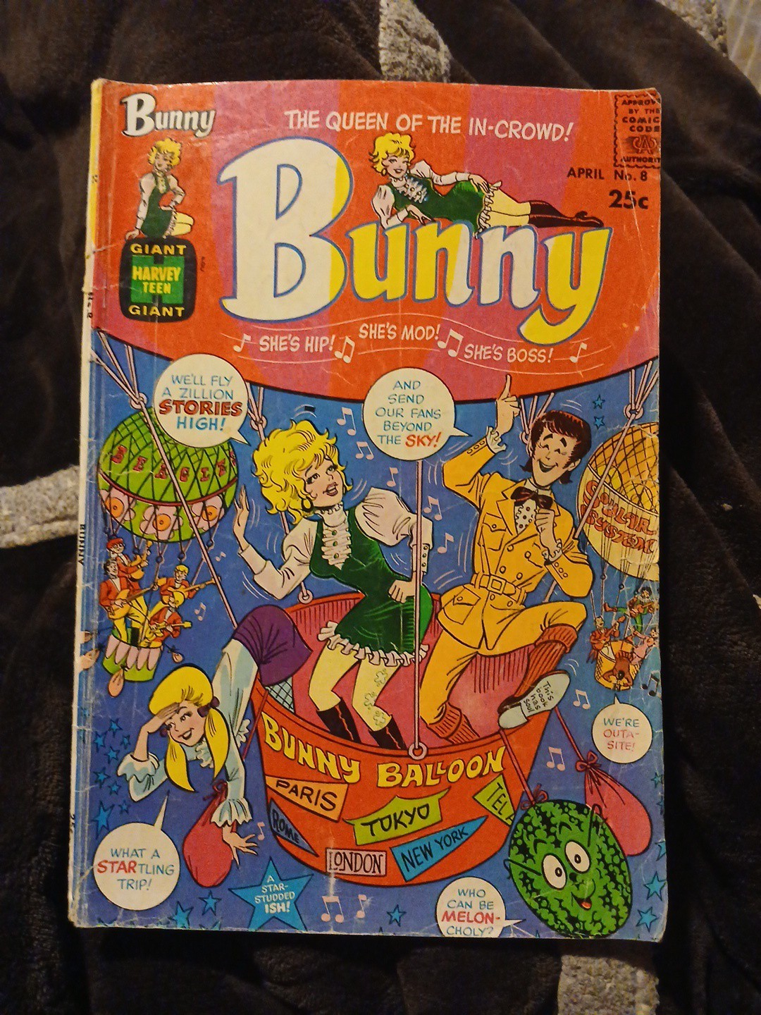 BUNNY #8 Giant, Queen of the In-Crowd Teen, Harvey Comics 1969 good girl art