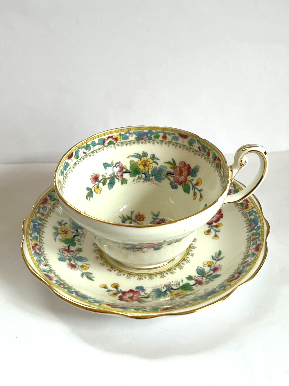 Vintage EB FOLEY English Bone China Teacup & Saucer MING ROSE - c.1940 Vintage EB FOLEY English Bone China Teacup & Saucer MING ROSE - c.1940