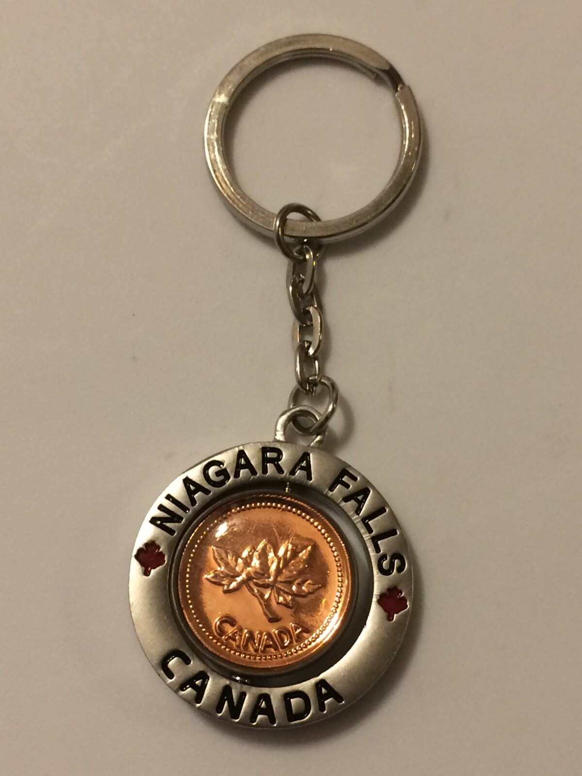 Vintage Niagara Falls Canada Spinning Canadian Penny Pendant Keychain Souvenir Vintage Niagara Falls Canada Spinning Canadian Penny Pendant Keychain Souvenir