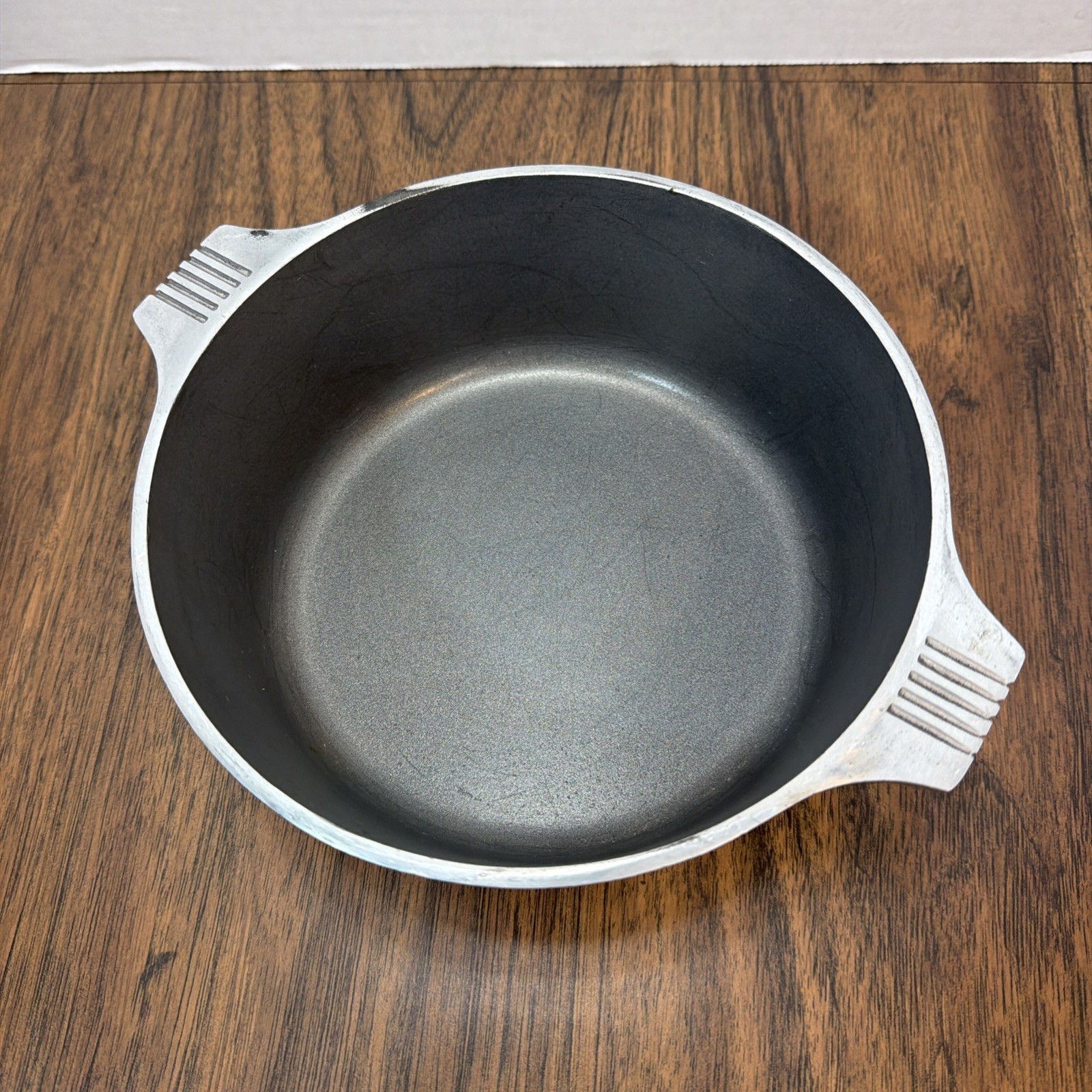 Vintage GHC Magnalite 2-Quart 2L Round Dutch Oven Cook Pot USA Anodized Inside
