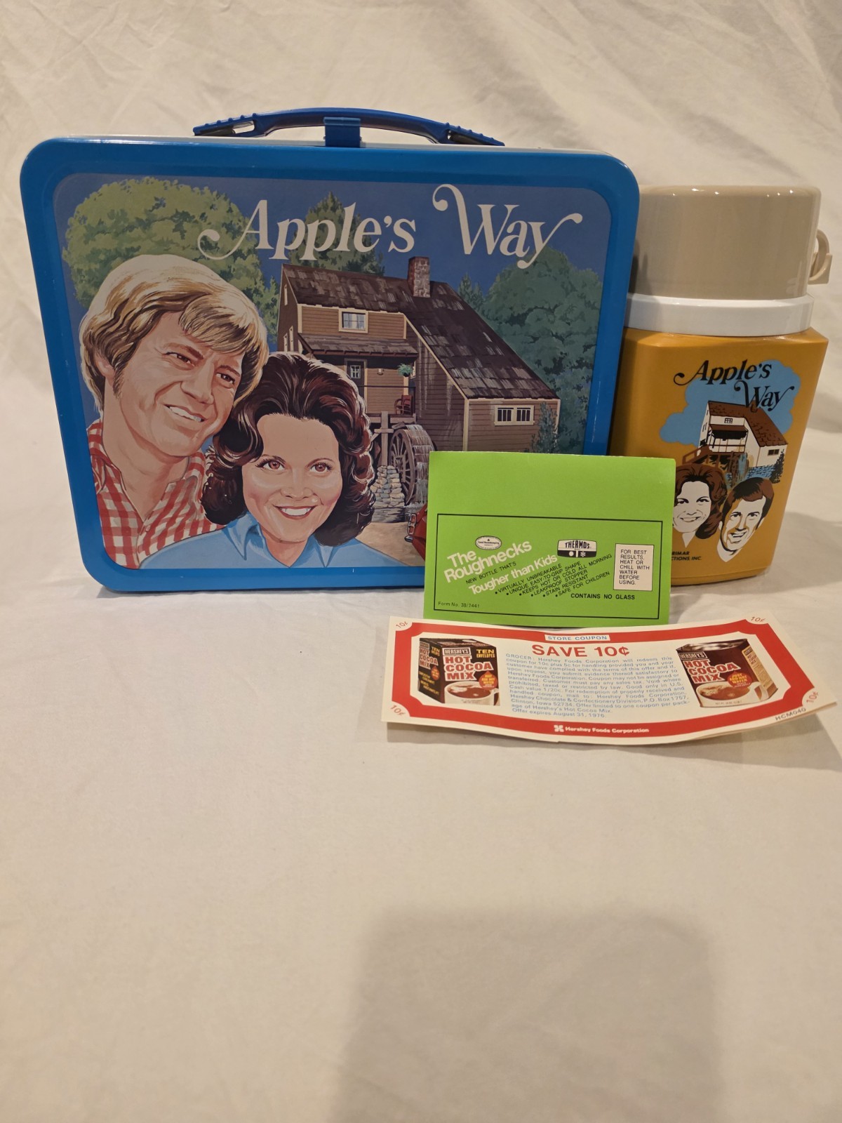 Rare Nr Mint Vintage 1975 Apple's Way Collectible Metal Lunchbox & Thermos Rare Nr Mint Vintage 1975 Apple's Way Collectible Metal Lunchbox & Thermos