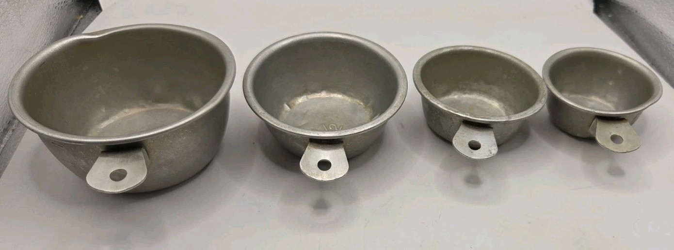 Vintage Aluminum Nesting Measuring Cups Set Tab Handle 1/4, 1/3, 1/2, 1 Cup