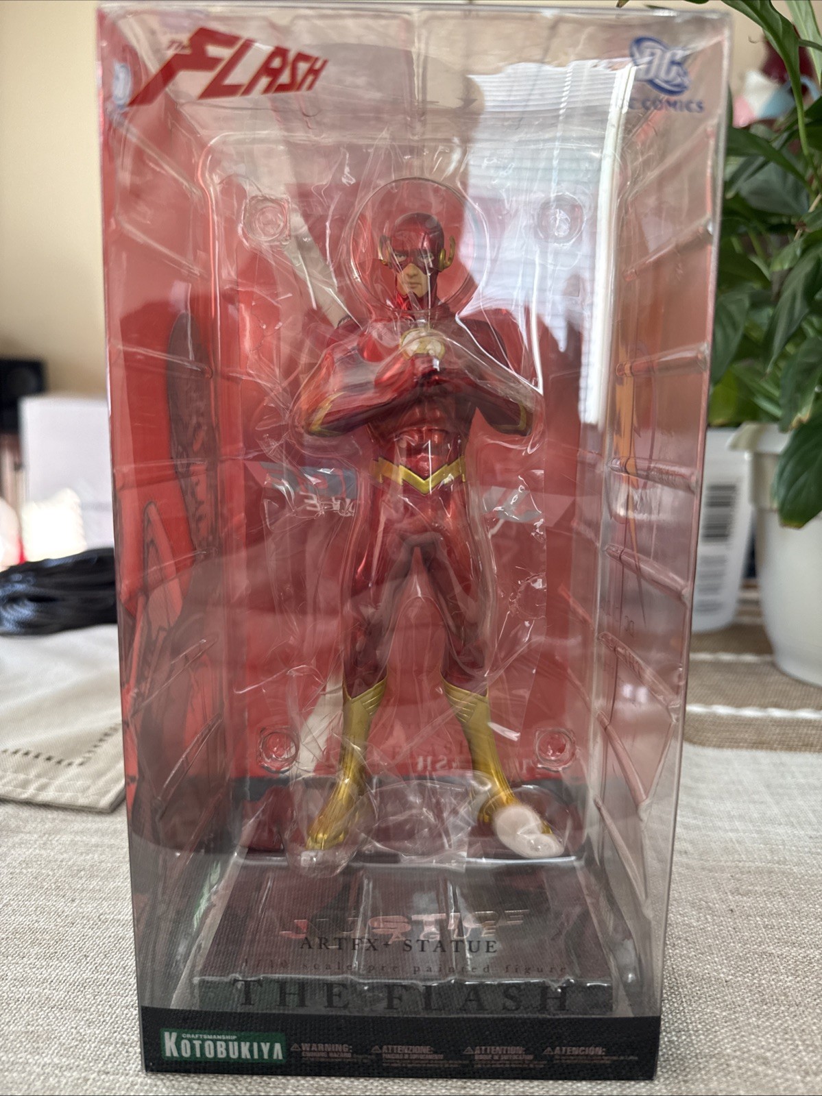 Kotobukiya The Flash ArtFX+ Statue 1:10 Scale Justice League DC Comics Figurine Kotobukiya The Flash ArtFX+ Statue 1:10 Scale Justice League DC Comics Figurine