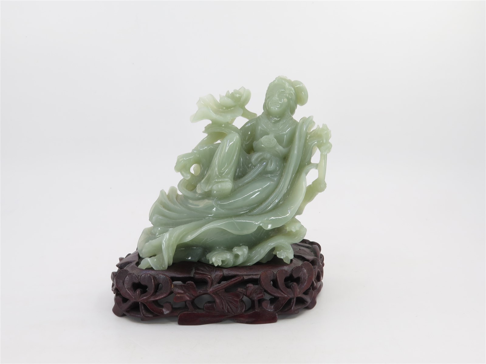 Vintage Chinese Carved Jade Kwan Yin Figure with Stand & Box 5.5\