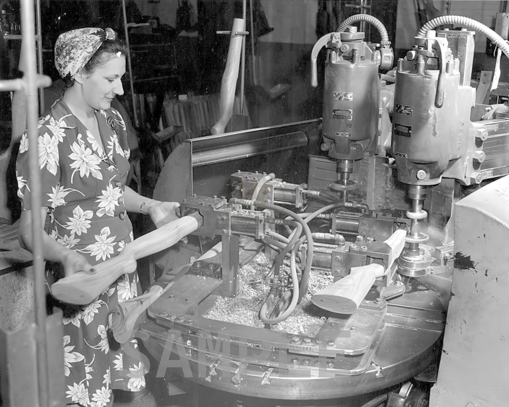 Springfield Rifle Armory Female Factory Worker WWII 8x10 Photo Print HT4136995