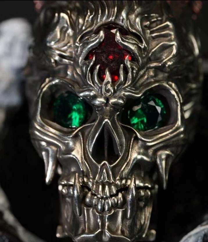 RARE Heavy 5-side Zippo lighter Skull Zippo New
