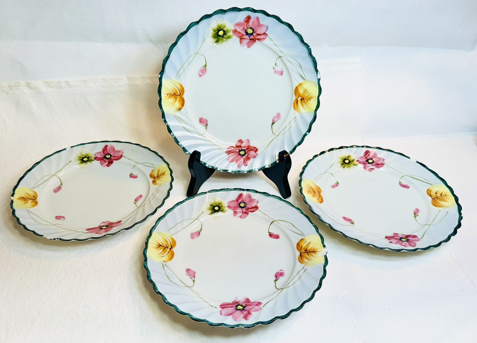 Vintage Tohina E-Oh NIPPON China Porcelain Hand Painted Floral Green Saucers
