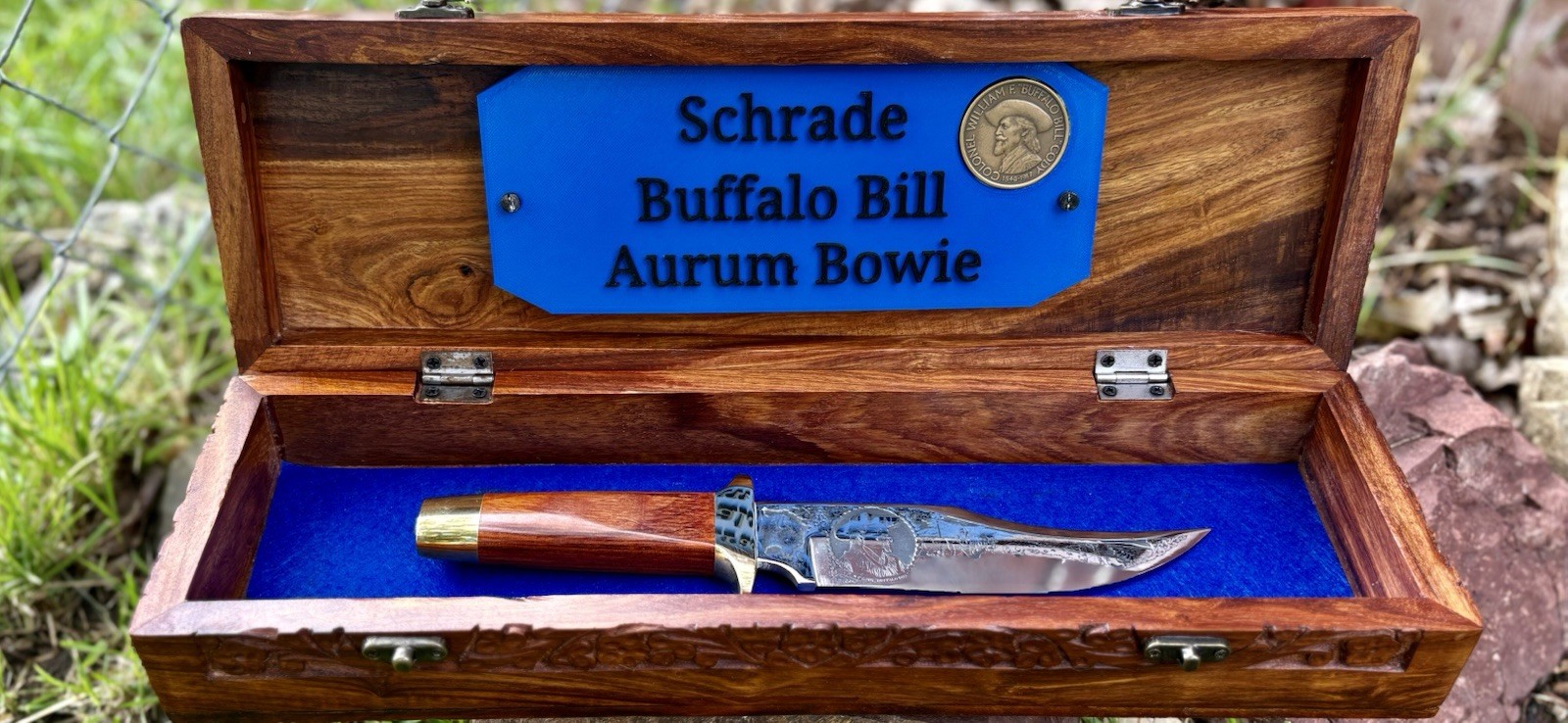 Schrade Buffalo Bill Limited Aurum Bowie Knife
