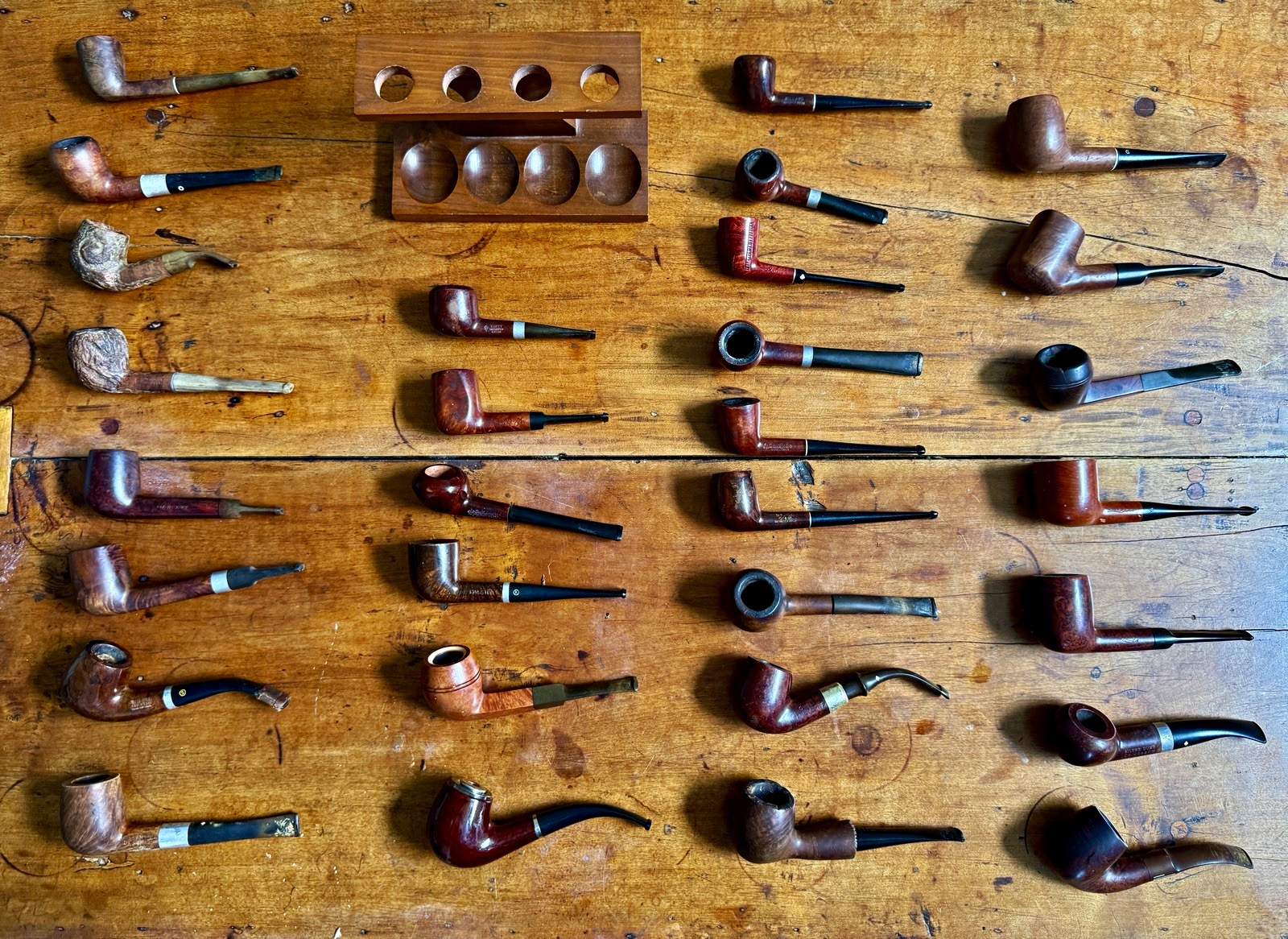 30 Vintage Estate Smoking Pipes + Wooden Pipe Stand
