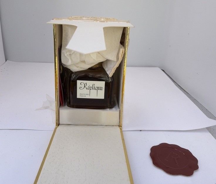 Vintage Raphael REPLIQUE Parfum 1 Oz France Original Box Wax Seal Paris