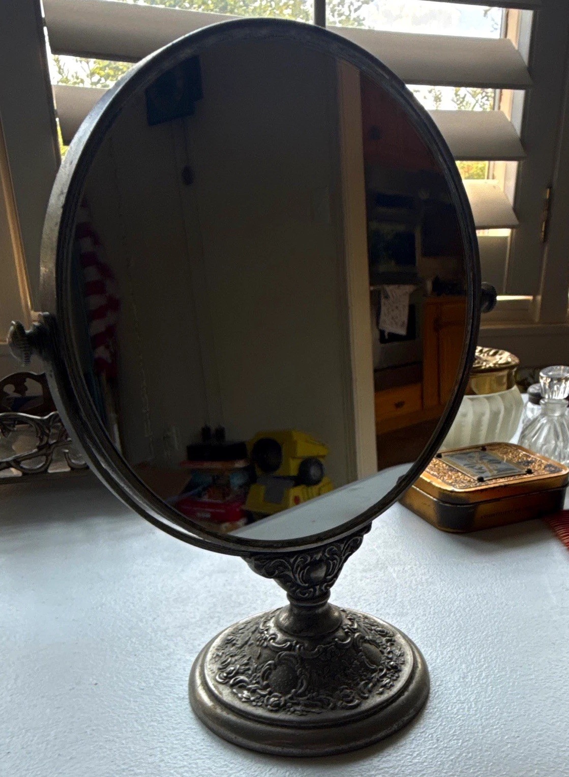 Ornate Metal Oval Vanity Mirror Tabletop Pedestal Stand with Embossed Base
