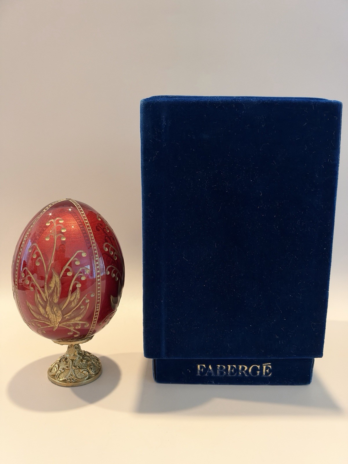 Vintage Fabergé Cranberry/Ruby Decorative Egg with Box Vintage Fabergé Cranberry/Ruby Decorative Egg with Box