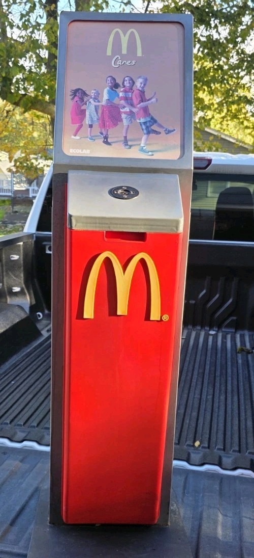 Vintage Mcdonald\'s Hand Wipes Sanitizer Station Vintage Mcdonald\'s Hand Wipes Sanitizer Station