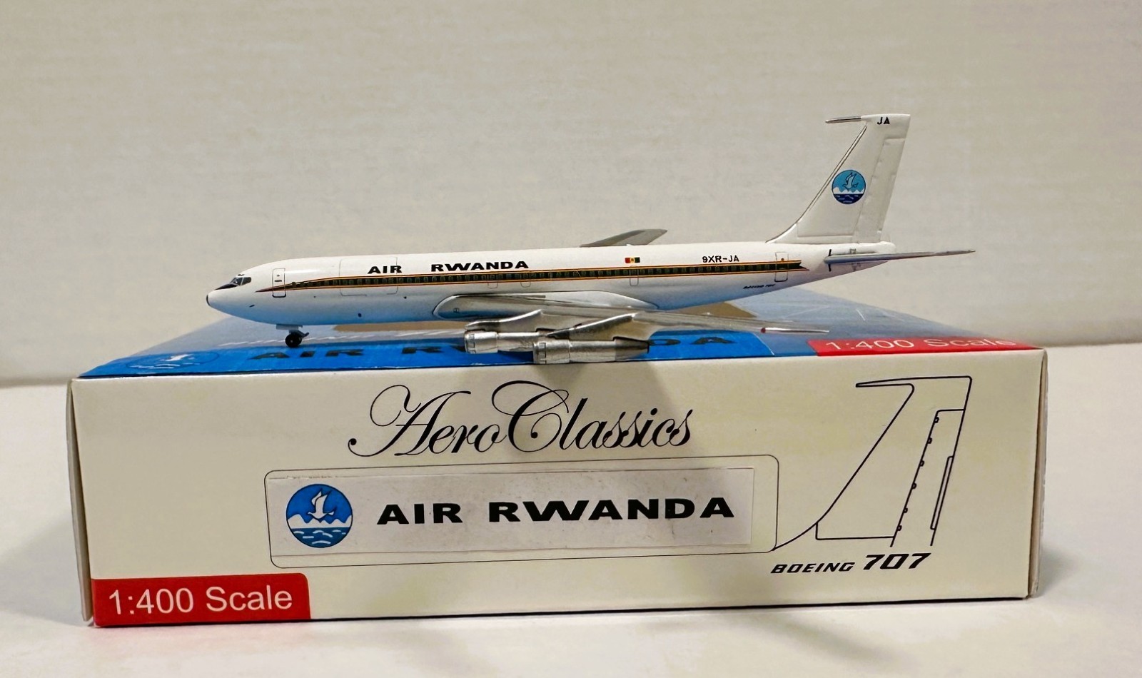 Aeroclassics Air Rwanda Boeing 707-300 9XR-JA Diecast 1/400 Jet Model Airplane