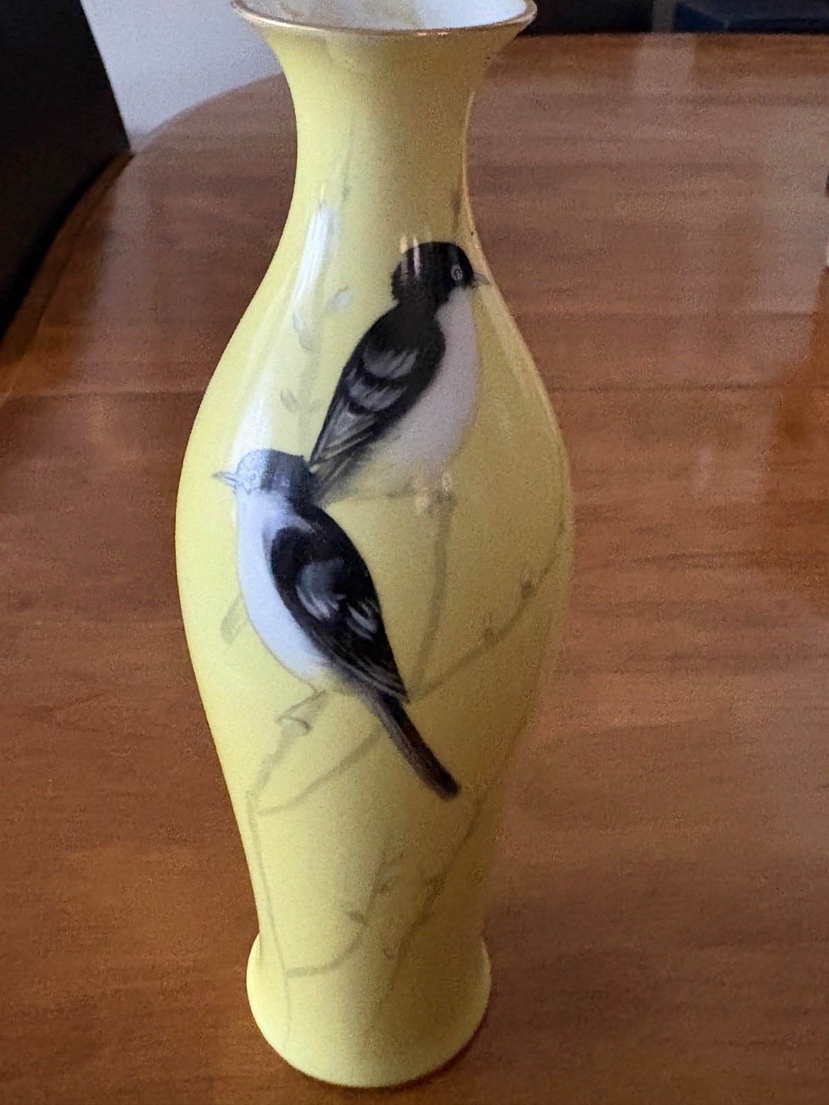 Vintage Noritake hand painted Bud Vase yellow gold rim with birds  8.5” tall