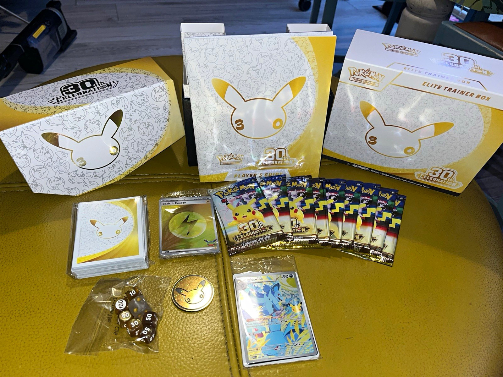Pokemon TCG: 30th Celebration Elite Trainer Opened ETB with SEALED Promo