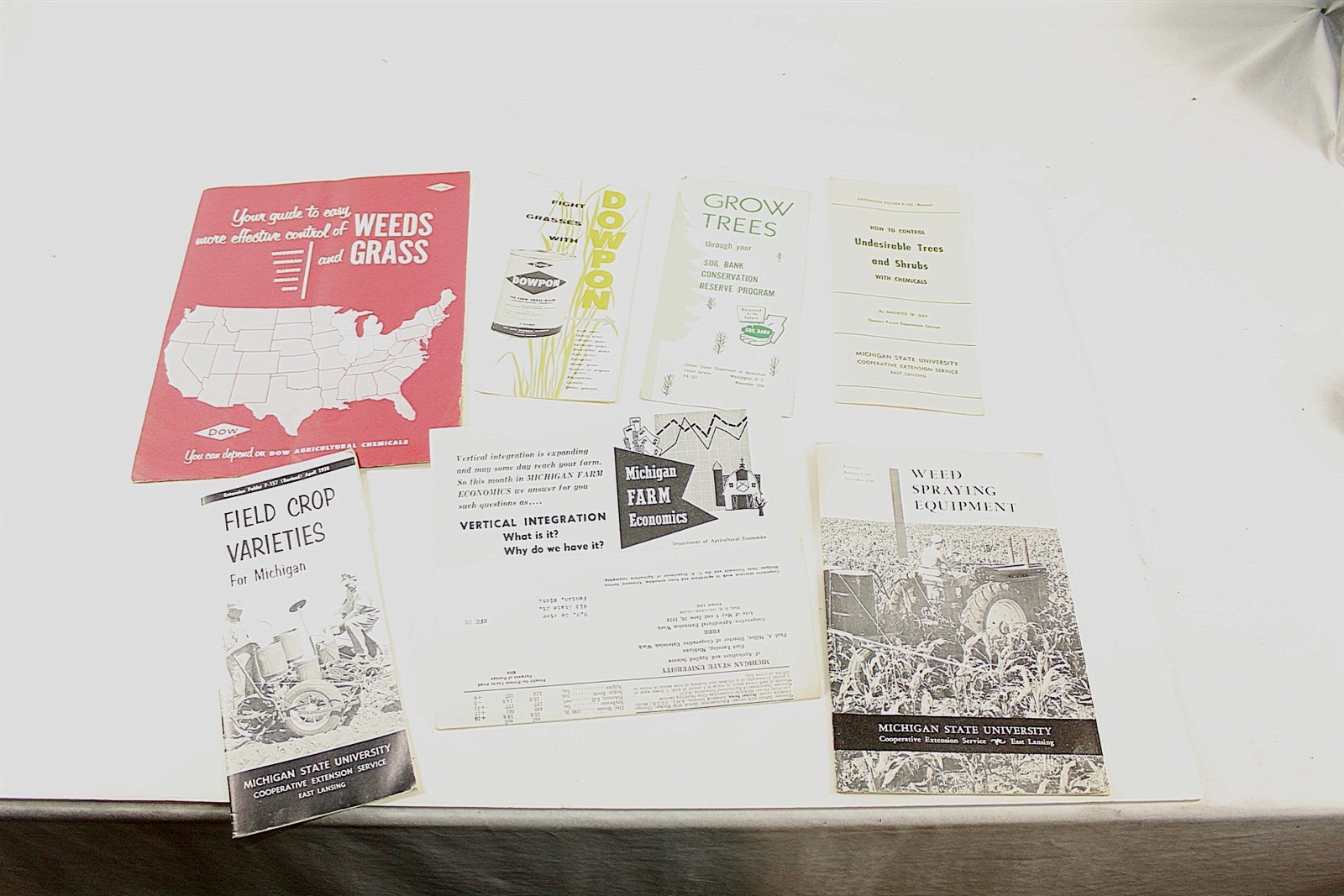 Farming Pamphlets Grow Trees Weeds and Grass Spraying Lot of Ca. 1950's - 60's Farming Pamphlets Grow Trees Weeds and Grass Spraying Lot of Ca. 1950's - 60's