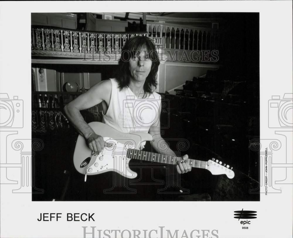 1995 Press Photo Musician Jeff Beck - lrp88894 1995 Press Photo Musician Jeff Beck - lrp88894