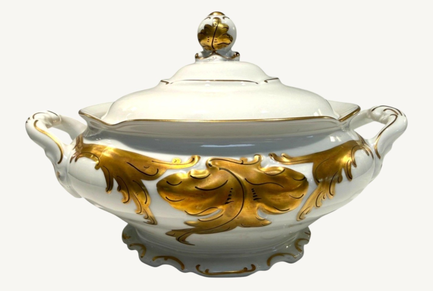 Vintage Walbrzych Poland Gold Rococo Covered Vegetable Bowl Tureen 8\