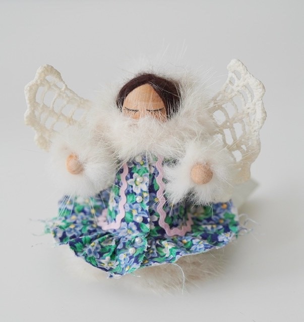 Vintage THISTLEBERRIES Ruth Holland Alaskan Angel Watchful One White Mink Signed Vintage THISTLEBERRIES Ruth Holland Alaskan Angel Watchful One White Mink Signed