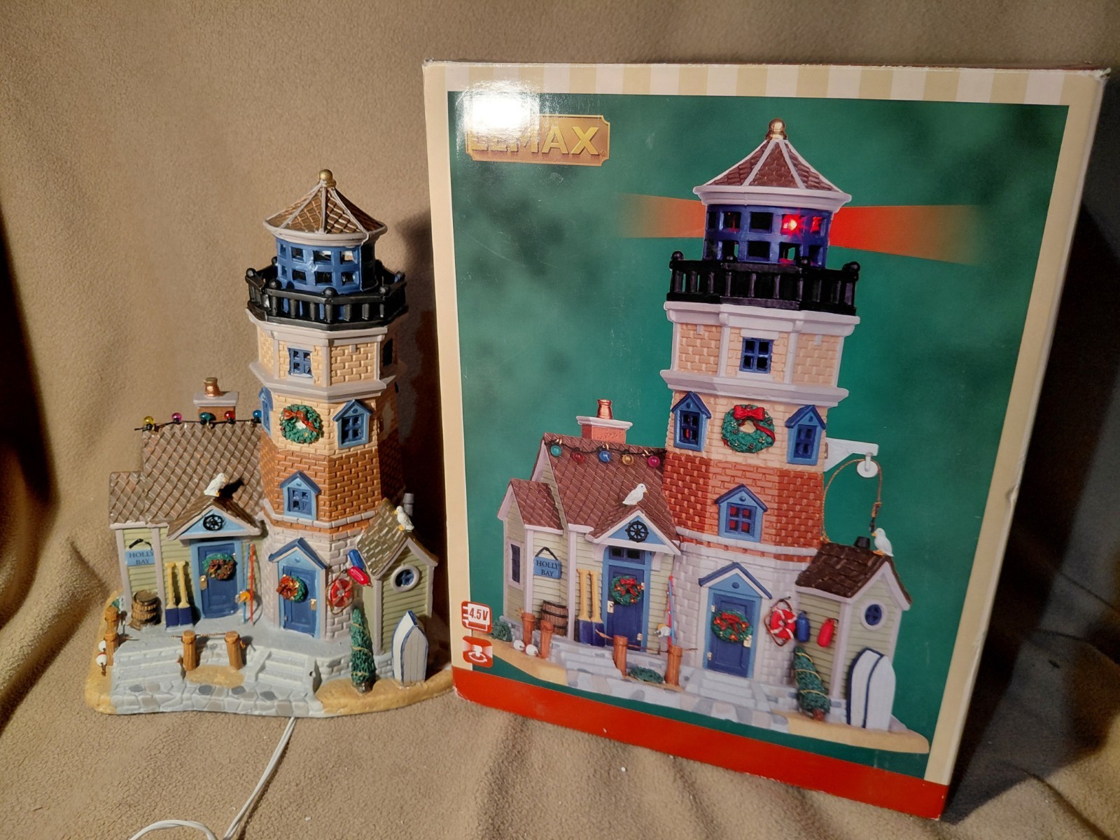 2014 Lemax Porcelain Christmas Village Holly Bay Lighthouse AS IS.....READ 2014 Lemax Porcelain Christmas Village Holly Bay Lighthouse AS IS.....READ