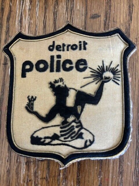 RARE: Detroit Police Department Gold & Silver (woven) Pin-on Blazer Crest