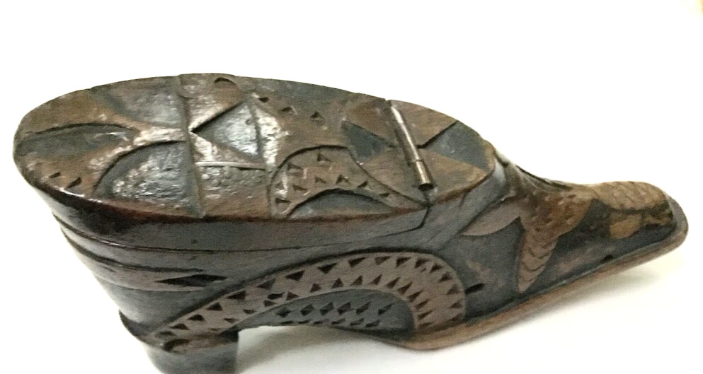 Antique snuff Box, 18thC. Antique snuff Box, 18thC.