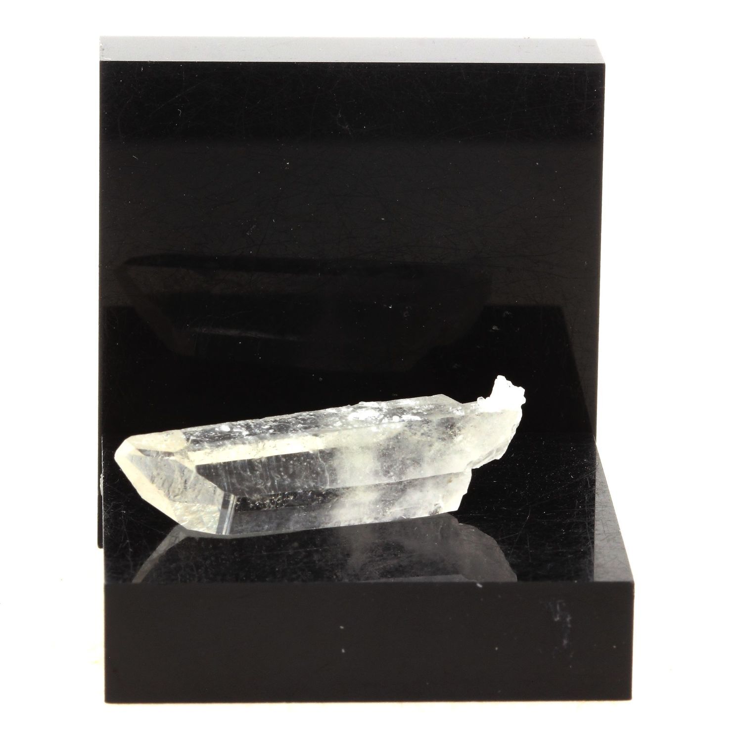 Stones And Minerals. Quartz. 21.28 Ct. La Gardette Mine, Bourg D'Oisans, Isère Stones And Minerals. Quartz. 21.28 Ct. La Gardette Mine, Bourg D'Oisans, Isère
