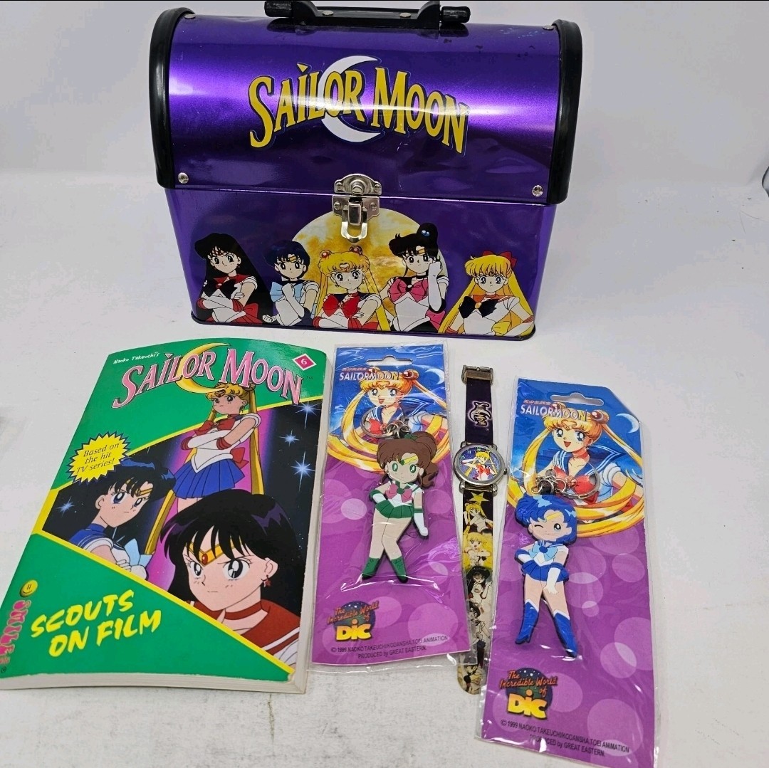 Vintage 1999 Sailor Moon Metal Lunch Box Lot Watch Keychains Manga Anime DiC