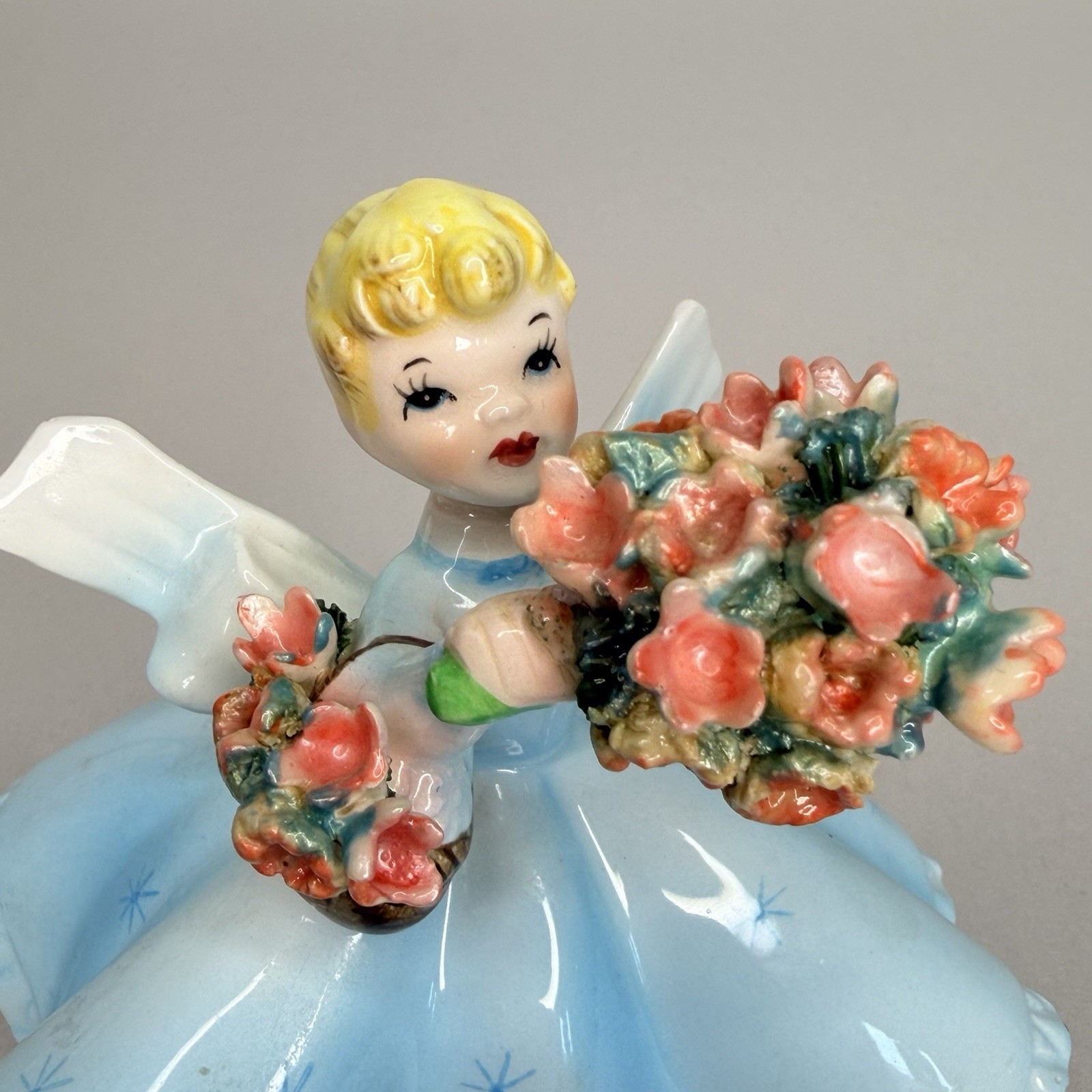 Vintage LEFTON JAPAN GIRL w/ FLOWER BASKET & BOUQUET, Blue Gown, #1450B Exc Con Vintage LEFTON JAPAN GIRL w/ FLOWER BASKET & BOUQUET, Blue Gown, #1450B Exc Con