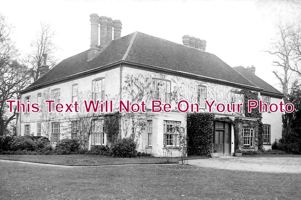 BK 1512 - Three Mile Cross, Hartley Court, Berkshire c1905