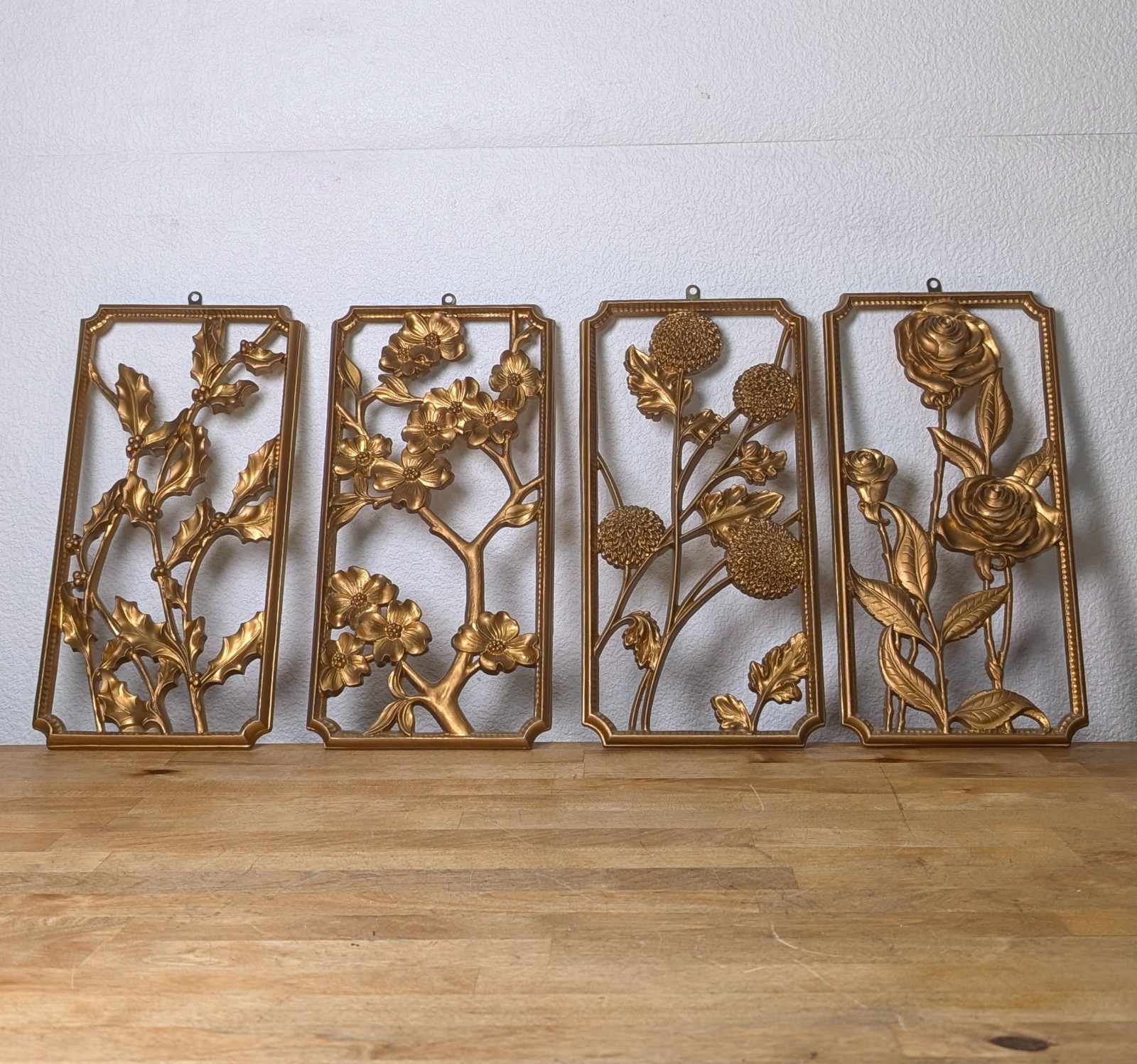 Syroco Set of 4 Plastic Vtg MCM Floral Wall Plaque 3D Effect Hanging Decor