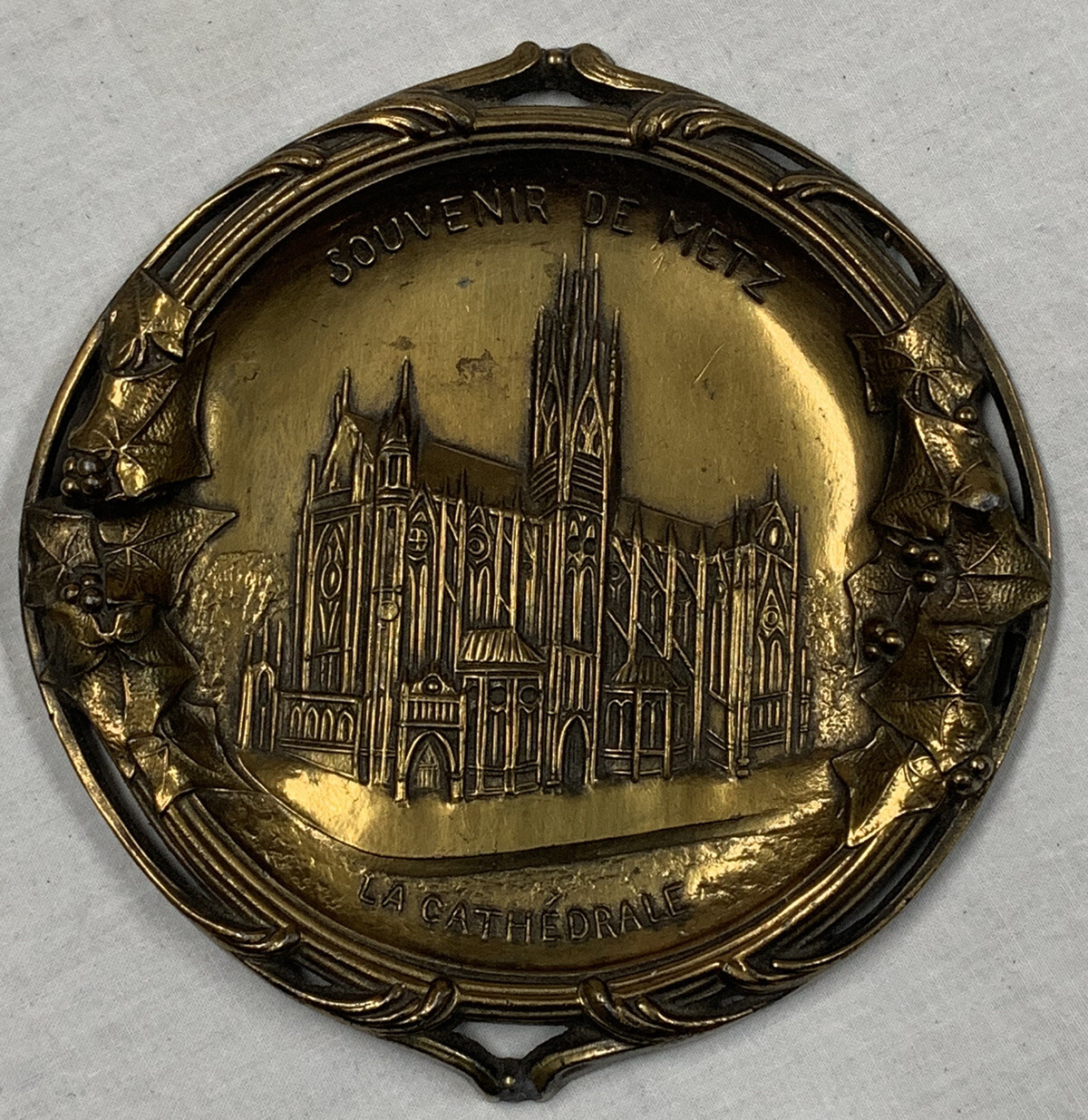 SOUVENIR DE METZ LA CATHEDRALE  Brass Cathedral Plaque Trinket Dish  4.5