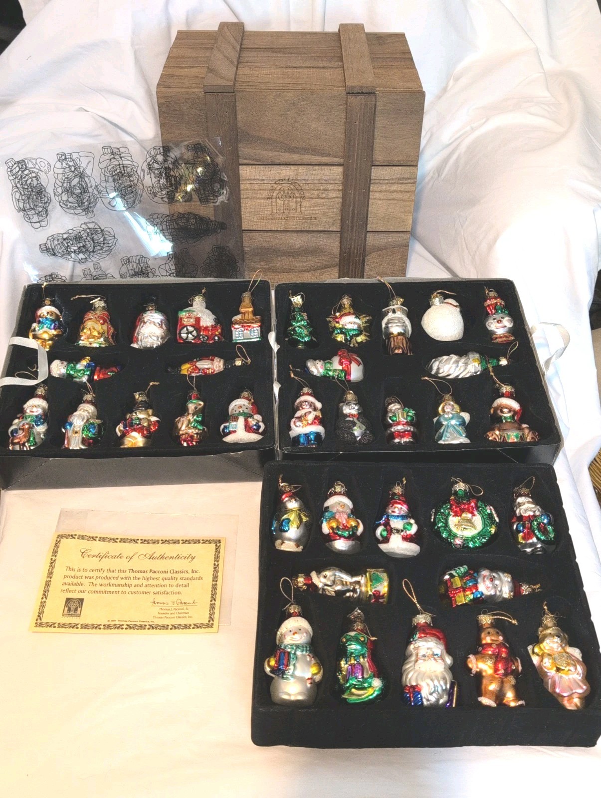 36 VTG Thomas Pacconi Glass Christmas Ornaments Set + Wood Box COA Limited Edit 36 VTG Thomas Pacconi Glass Christmas Ornaments Set + Wood Box COA Limited Edit