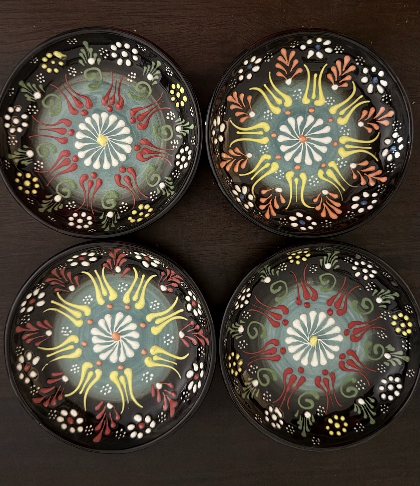 Ozen Handmade Turkish Ceramics Set Of (4) Bowls 5”Across Top & Approx. 1