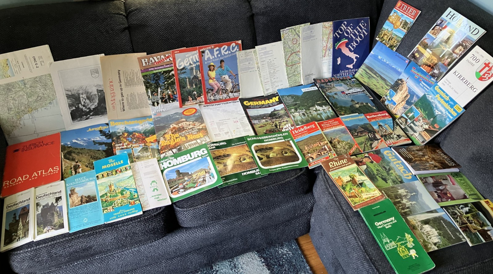 Lot of Vintage European Road Maps and Tourist Travel Guides - NO DUPLICATES Lot of Vintage European Road Maps and Tourist Travel Guides - NO DUPLICATES