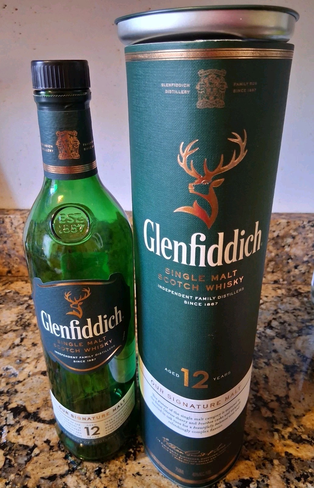 🤩 Glenfiddich 12 Scotch/ Whiskey EMPTY BOTTLE with box, 750ml Look 🤩 Glenfiddich 12 Scotch/ Whiskey EMPTY BOTTLE with box, 750ml Look