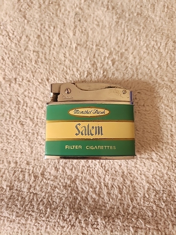 Salem Vintage Cigarette Lighter Green/White Japan Salem Vintage Cigarette Lighter Green/White Japan